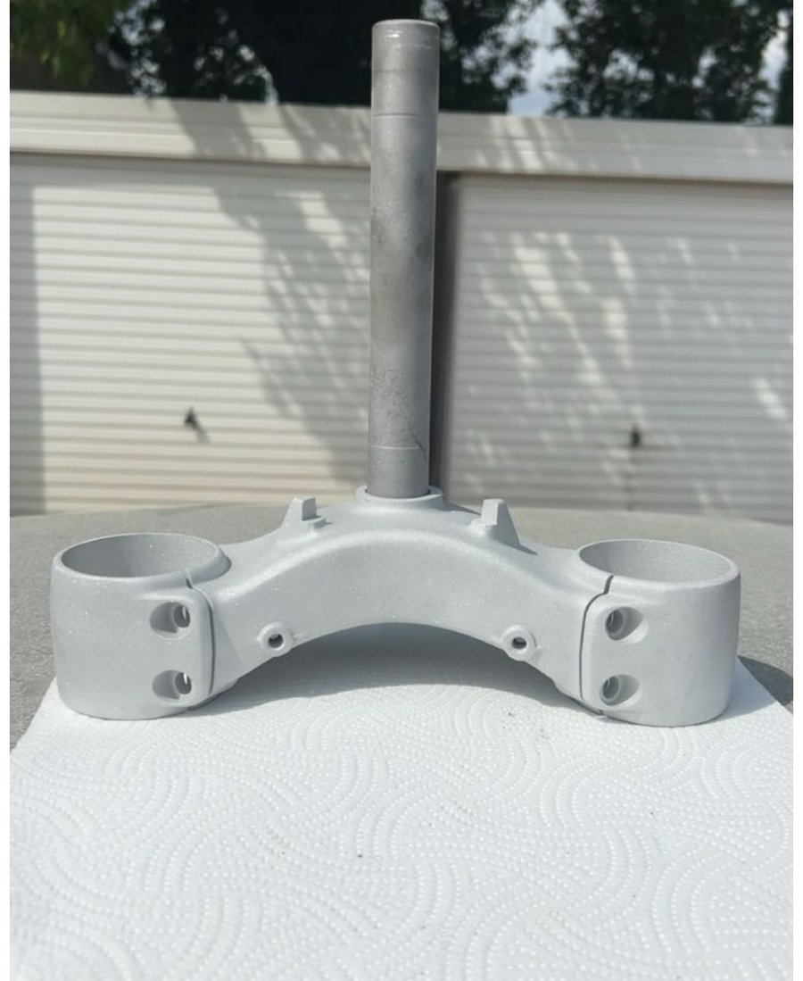 Powder coated motorcycle triple clamp
