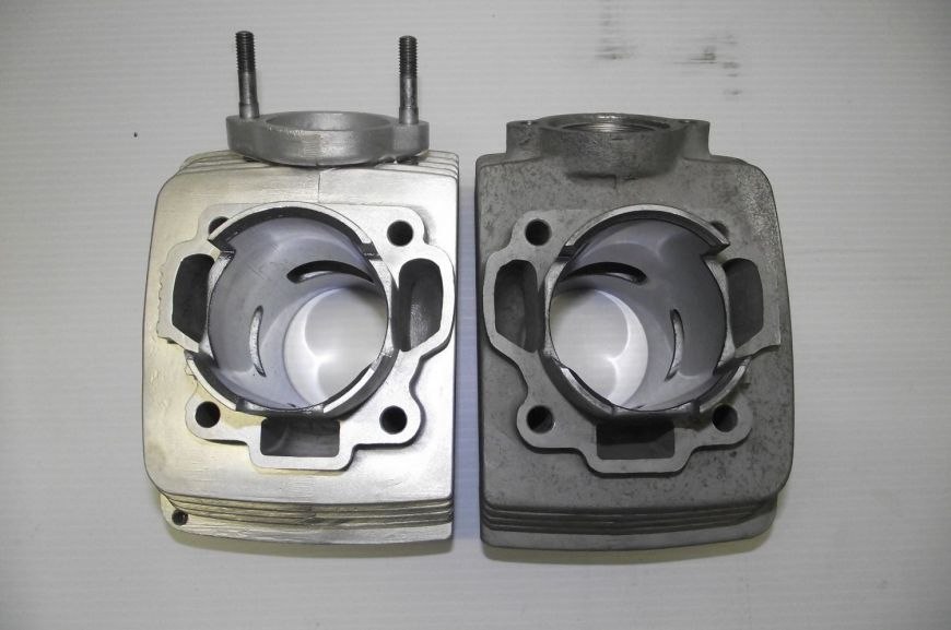 Cylinder head before and after aqua blasting